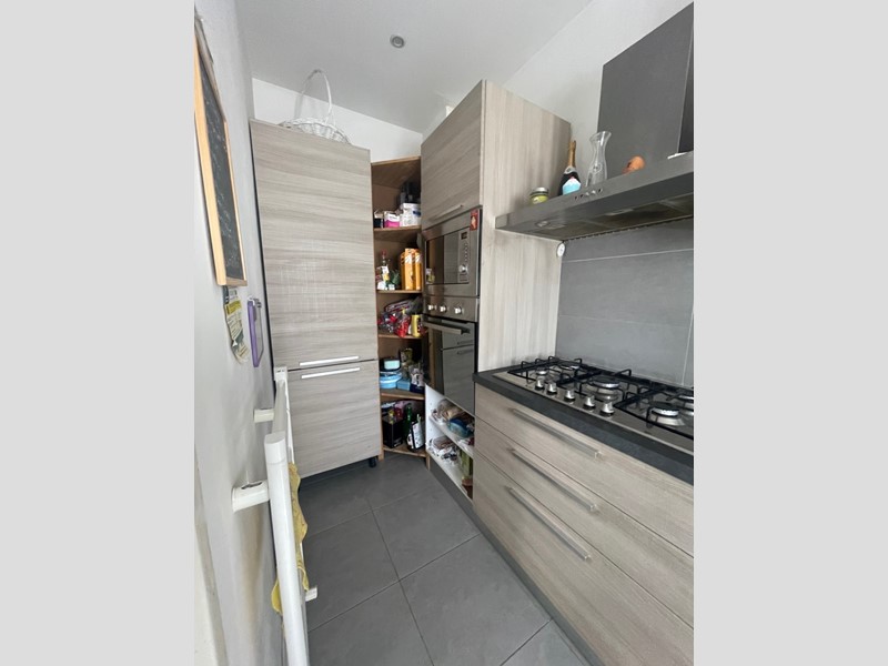 Trilocale in Vendita a Perugia, zona Semicentrale, 125'000€, 87 m², con Box