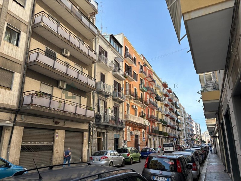 Trilocale in Vendita a Bari, 85'000€, 85 m²