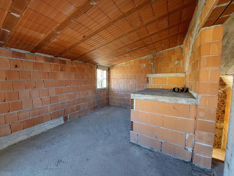 Casa Indipendente in Vendita a Vigodarzere, zona Vigodarzere, 250'000€, 330 m², con Box