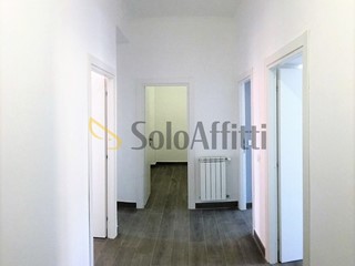 Trilocale in Affitto a Ciampino, zona Mura dei Francesi, 900€, 90 m²