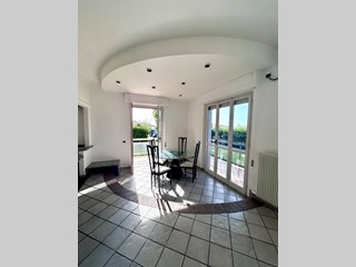 Quadrilocale in Vendita a Castelnuovo Magra, zona Colombiera, 175'000€, 85 m²