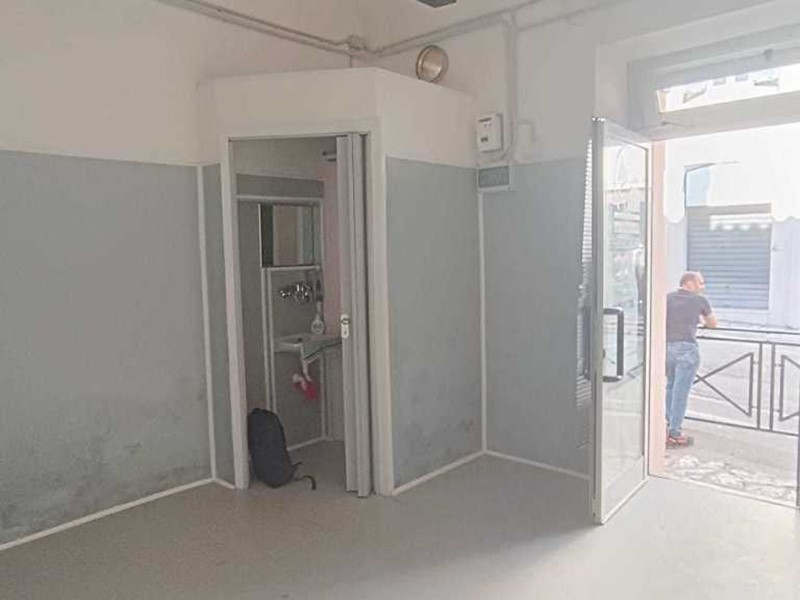 Immobile commerciale in Vendita a Amelia, 30'000€, 20 m²