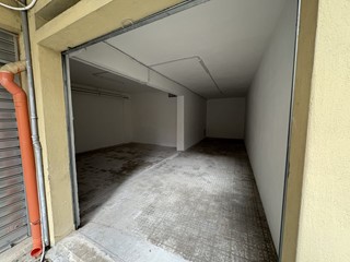 Box in Affitto a Roma, 600€, 52 m²