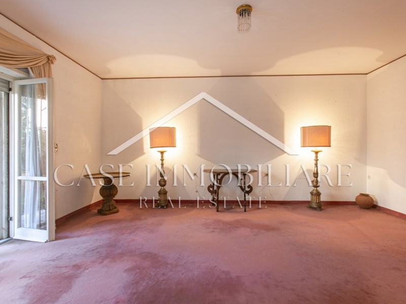 Appartamento in Vendita a Roma, 895'000&euro;, 245 m²