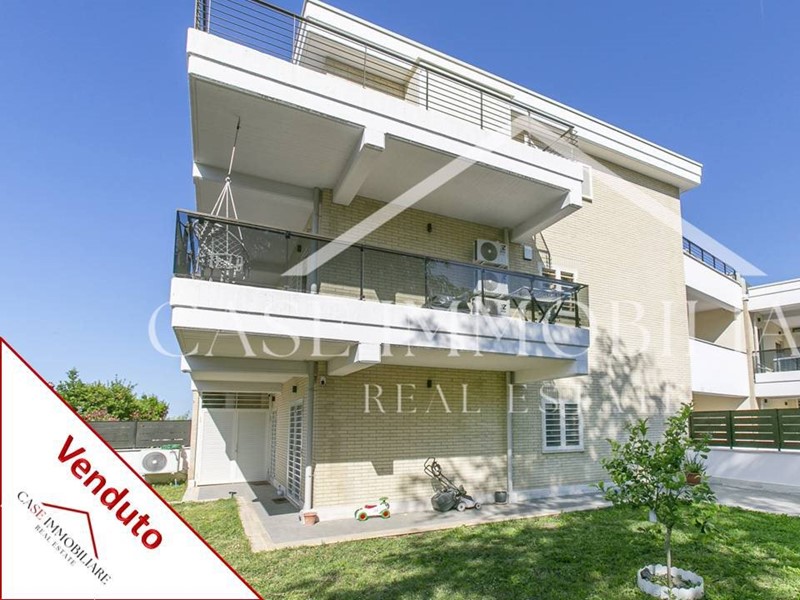 Trilocale in Vendita a Albano Laziale, 295'000&euro;, 90 m²