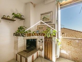 Bilocale in Vendita a Tolfa, 45'000&euro;, 52 m²
