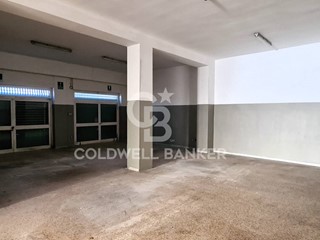Immobile commerciale in Vendita a Martina Franca, 156'000€, 190 m²