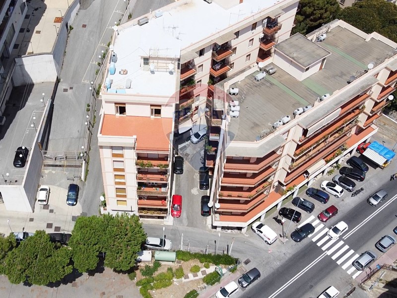 Attico in Vendita a Messina, 198'000€, 210 m²