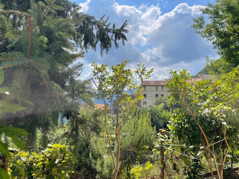 Quadrilocale in Vendita a Borghetto d'Arroscia, 80'000€, 63 m²