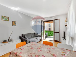 Trilocale in Vendita a Milano, 295'000€, 73 m²