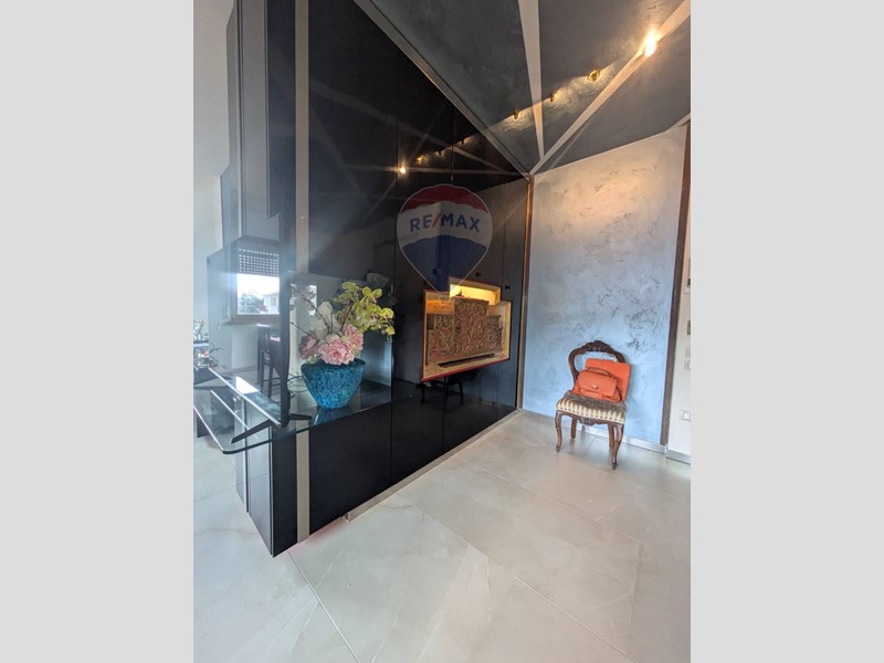 Appartamento in Affitto a Vicenza, 1'350€, 140 m²