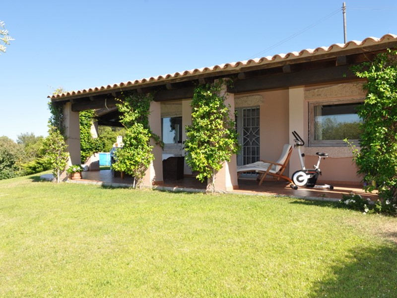 Rustico in Vendita a Olbia, 253 m²