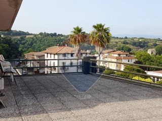 Bilocale in Vendita a Teano, 58'000€, 65 m²
