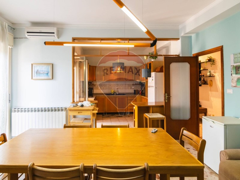 Quadrilocale in Vendita a Gravina di Catania, 160'000€, 120 m²