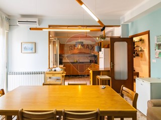 Quadrilocale in Vendita a Gravina di Catania, 160'000€, 120 m²