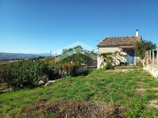 Casa Semi Indipendente in Vendita a Castelbottaccio, 85'000€, 85 m²