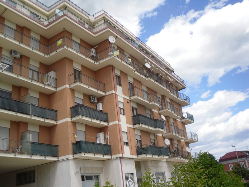 Quadrilocale in Vendita a Monsampolo del Tronto, 100'000&euro;, 120 m²