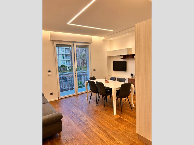 Quadrilocale in Vendita a San Benedetto del Tronto, 270'000€, 86 m²