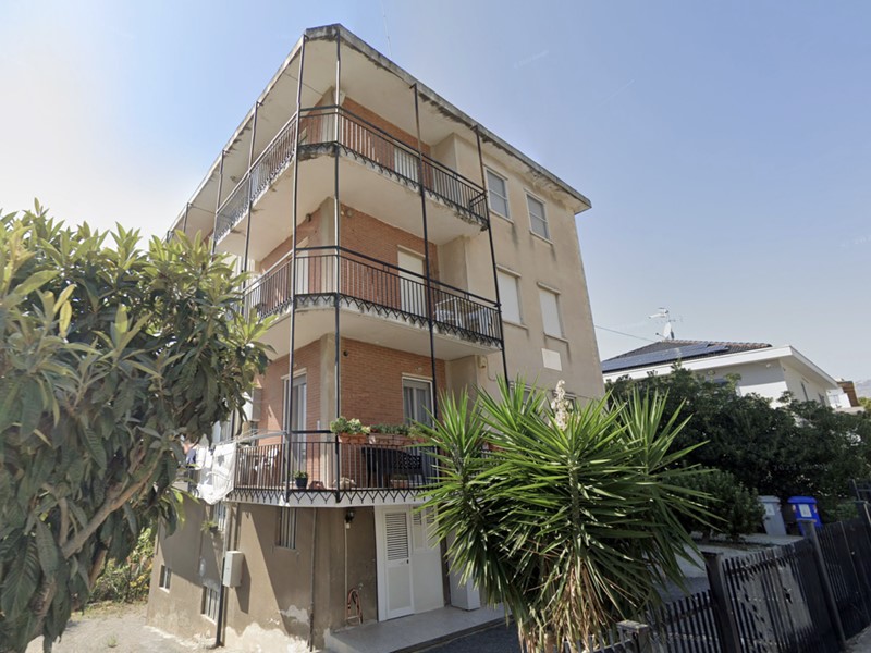 Trilocale in Vendita a Ceriale, 199'000€, 65 m², arredato