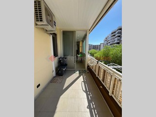 Trilocale in Vendita a Bari, 140'000€, 63 m²