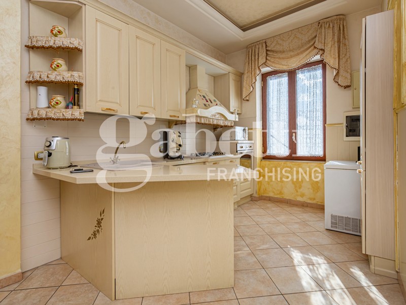 Trilocale in Vendita a Calvizzano, 139'000€, 65 m²