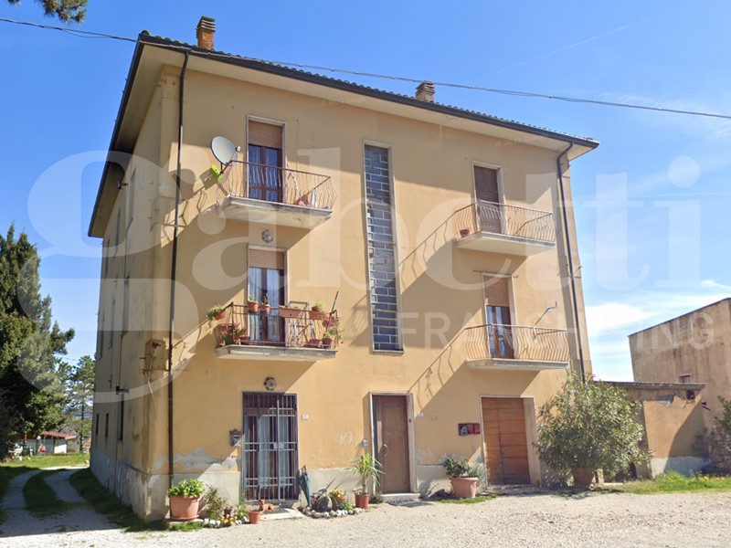 Quadrilocale in Vendita a Gubbio, 33'000&euro;, 70 m²