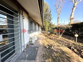 Villa in Vendita a Segrate, 1'400'000€, 990 m²