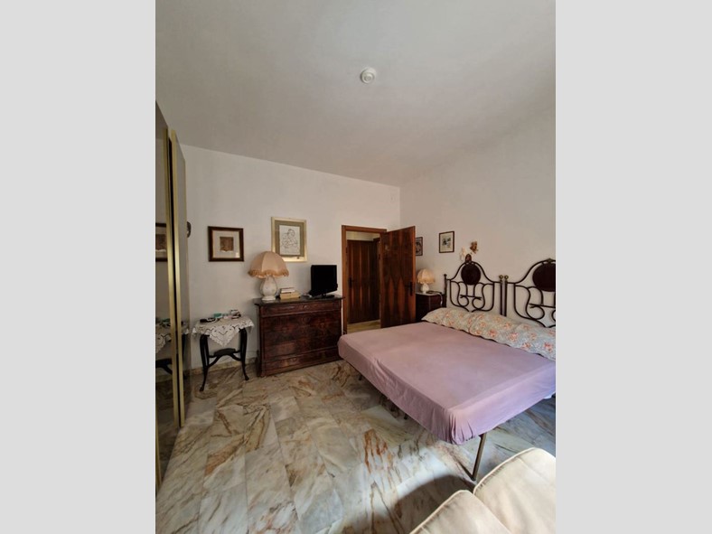 Quadrilocale in Vendita a Brindisi, 145'000&euro;, 150 m²