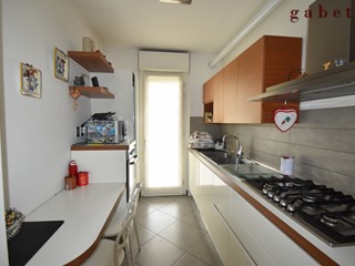 Trilocale in Vendita a Magenta, 380'000€, 166 m²