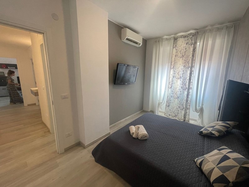 Trilocale in Vendita a Sanremo, 240'000€, 60 m², arredato