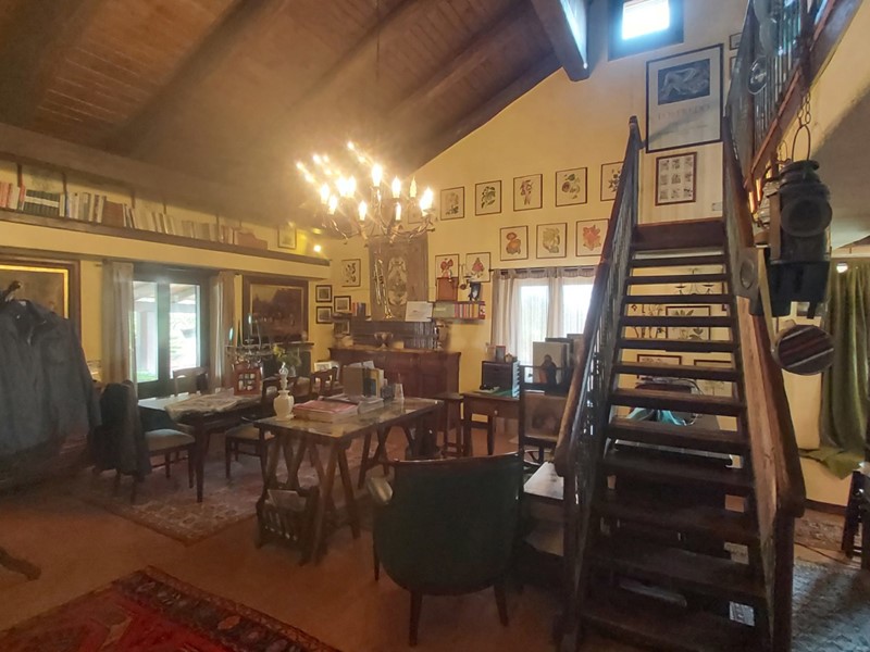 Villa in Vendita a Siderno, 600'000€, 285 m²