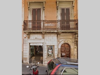 Negozio in Vendita a Roma, 345'000€, 100 m²