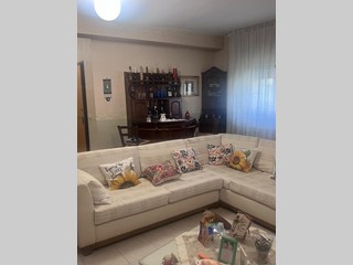 Appartamento in Vendita a Catania, 185'000&euro;, 120 m², con Box