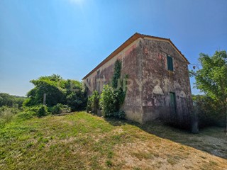 Casa Indipendente in Vendita a Roccastrada, 220'000€, 200 m²