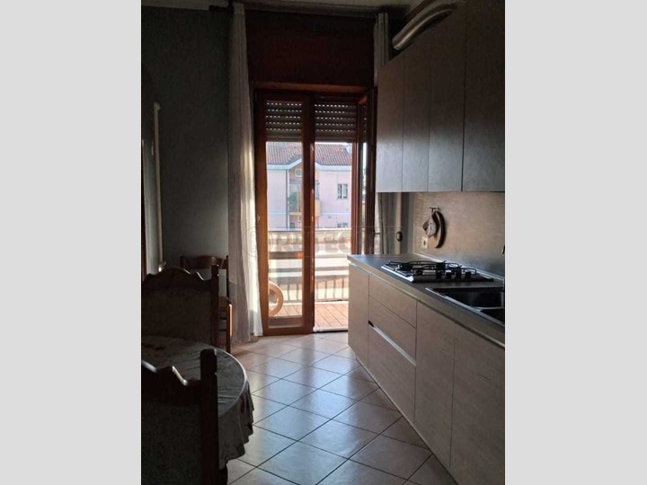 Appartamento in Vendita a Montecchio Maggiore, 145'000€, 109 m², con Box