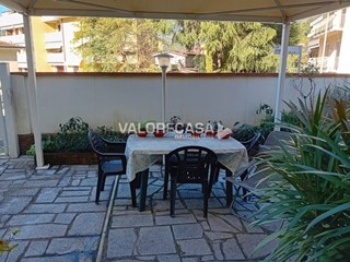 Casa Semi Indipendente in Vendita a Carrara, 99'000€, 78 m²
