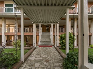 Trilocale in Vendita a Torino, zona Pozzo Strada, 290'000€, 117 m²