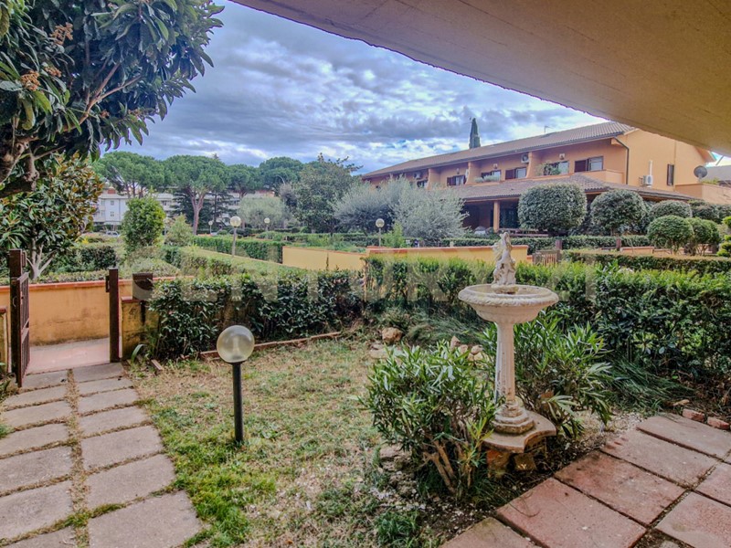 Casa Semi Indipendente in Vendita a Grosseto, 380'000€, 190 m², con Box