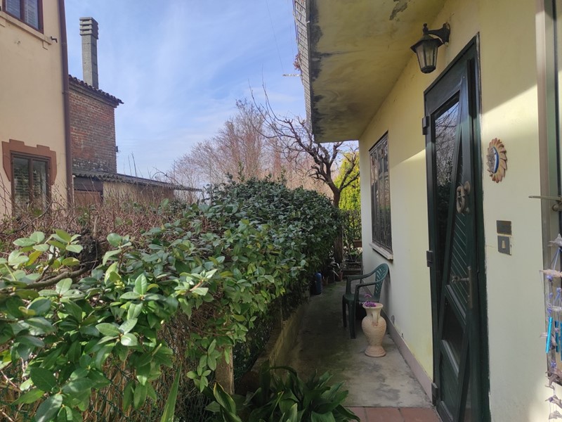 Casa Indipendente in Vendita a Arquà Polesine, 63'000€, 120 m²