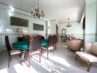 Quadrilocale in Affitto a Catanzaro, zona Centro, 700&euro;, 140 m², arredato