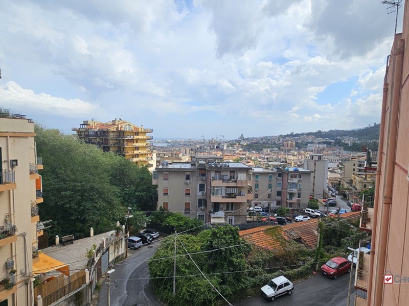 Quadrilocale in Vendita a Messina, 142'000&euro;, 140 m²