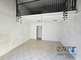 Negozio in Affitto a Afragola, 430€, 45 m²