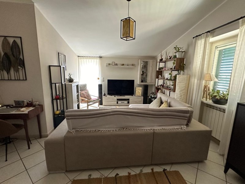 Trilocale in Vendita a Acerra, 165'000€, 107 m²