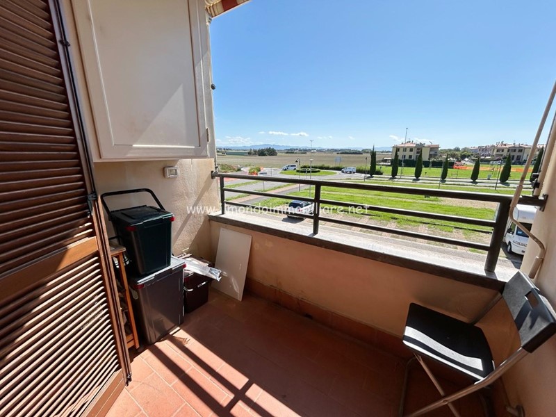 Trilocale in Vendita a Rosignano Marittimo, zona Vada, 185'000€, 65 m², arredato, con Box