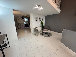 Ufficio in Vendita a Milano, 1'690'000€, 197 m²