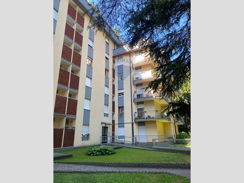 Appartamento in Vendita a Lecco, 315'000€, 133 m²