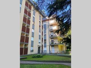 Appartamento in Vendita a Lecco, 315'000€, 133 m²