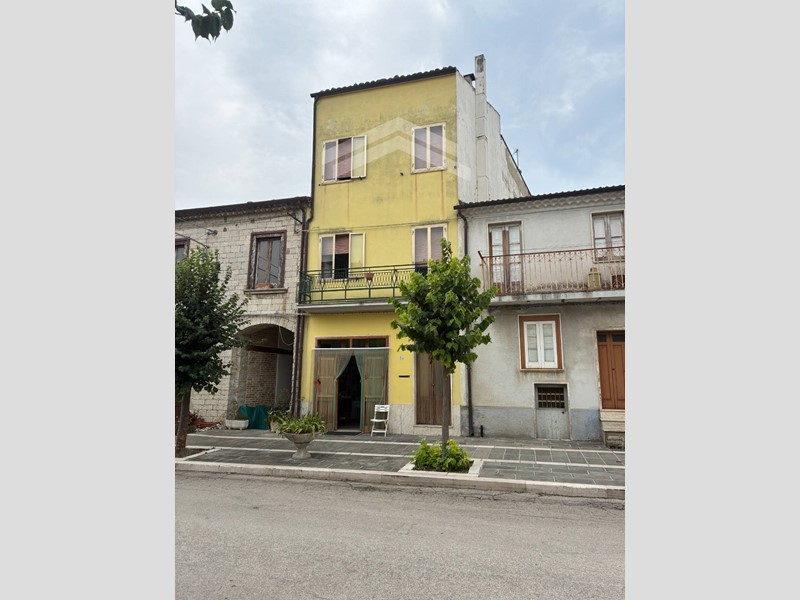 Appartamento in Vendita a San Giovanni in Galdo, 79'000€, 200 m²