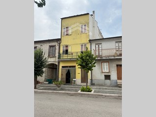 Appartamento in Vendita a San Giovanni in Galdo, 79'000€, 200 m²