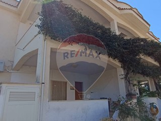 Villetta a schiera in Vendita a Cagnano Varano, 55'000€, 70 m²